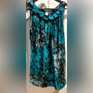 New York & Company Sleeveless blouse